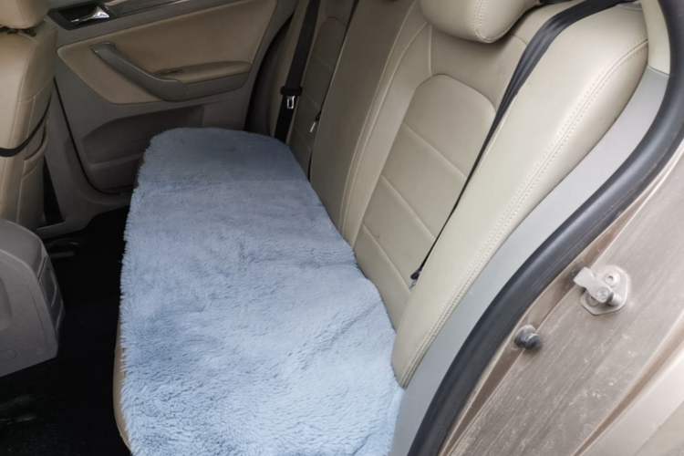 Used Volkswagen Bora 2014 1.6L Manual Fashion Edition Left Rear Seat