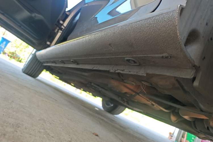 Used Volkswagen Bora 2014 1.6L Automatic Comfort Model Left Side Sill