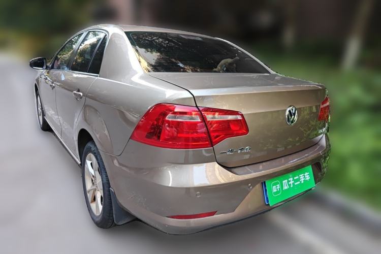 Used Volkswagen Bora 2014 1.6L Manual Comfort Model Rear Left 45 Deg