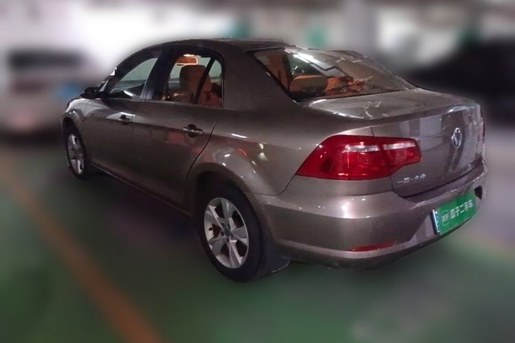 Used Volkswagen Bora 2014 1.6L Manual Comfort Model Rear Left 45 Deg