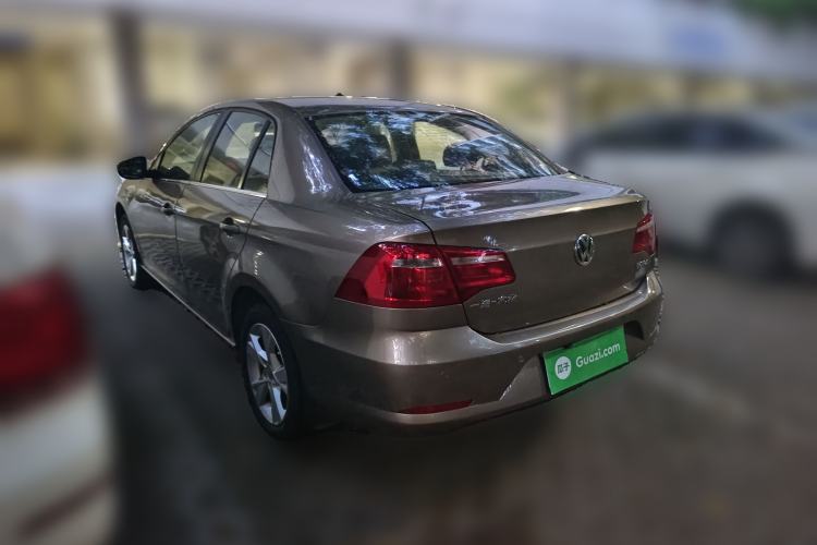 Used Volkswagen Bora 2014 1.6L Automatic Comfort Model Rear Left 45 Deg