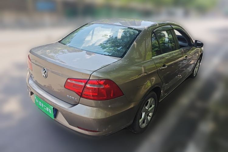 Used Volkswagen Bora 2014 1.6L Automatic Comfort Model Rear Right 45 Deg