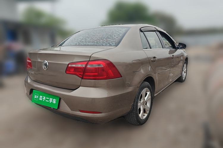 Used Volkswagen Bora 2014 1.6L Manual Comfort Model Rear Right 45 Deg