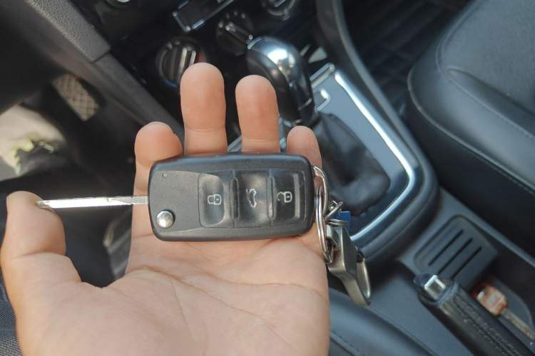 Used Volkswagen Bora 2014 1.6L Automatic Comfort Model Vehicle Key