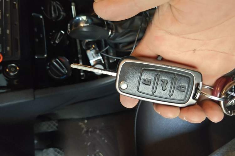 Used Volkswagen Bora 2014 1.6L Automatic Comfort Model Vehicle Key