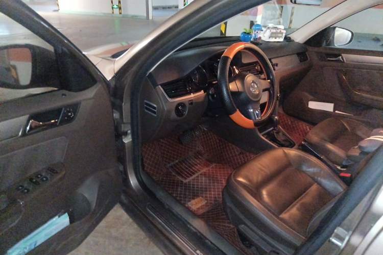 Used Volkswagen Bora 2014 1.6L Automatic Comfort Model Driver Seat