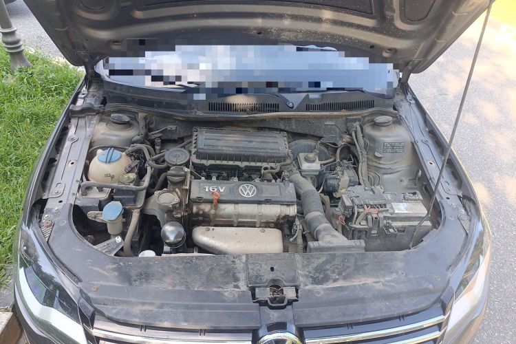 Used Volkswagen Bora 2014 1.6L Manual Comfort Model Engine Bay