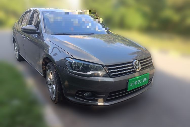 Used Volkswagen Bora 2014 1.6L Manual Comfort Model Front Right 45 Deg