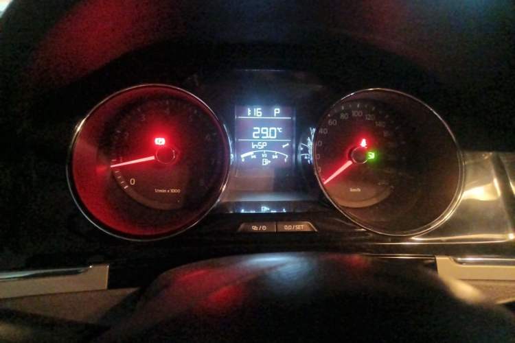Used Volkswagen Bora 2014 1.6L Automatic Comfort Model Instrument Cluster