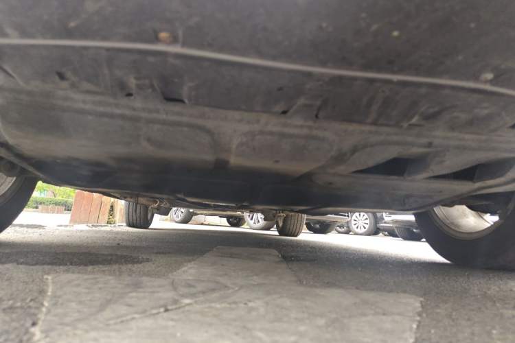 Used Volkswagen Bora 2014 1.6L Automatic Comfort Model Chassis Front