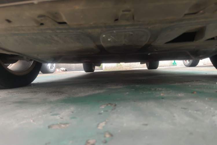 Used Volkswagen Bora 2014 1.6L Automatic Comfort Model Chassis Front