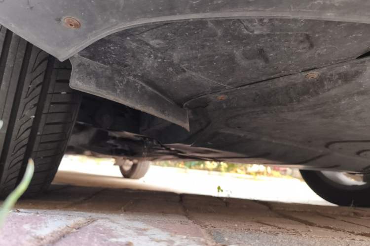 Used Volkswagen Bora 2014 1.6L Manual Comfort Model Chassis Front Right