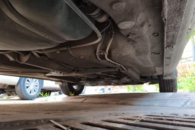 Used Volkswagen Bora 2014 1.6L Manual Comfort Model Chassis Rear Right