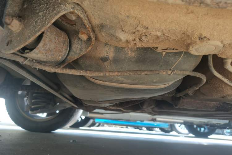 Used Volkswagen Bora 2014 1.6L Manual Comfort Model Chassis Rear Right
