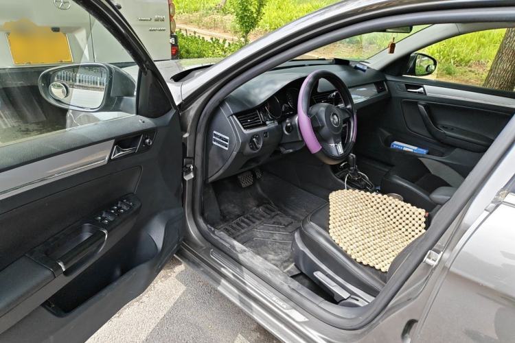 Used Volkswagen Bora 2014 1.6L Automatic Comfort Model Driver Seat
