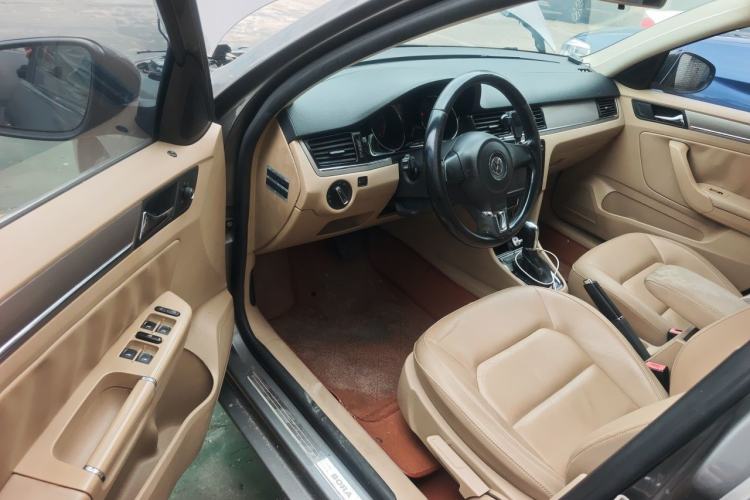 Used Volkswagen Bora 2014 1.6L Automatic Comfort Model Driver Seat