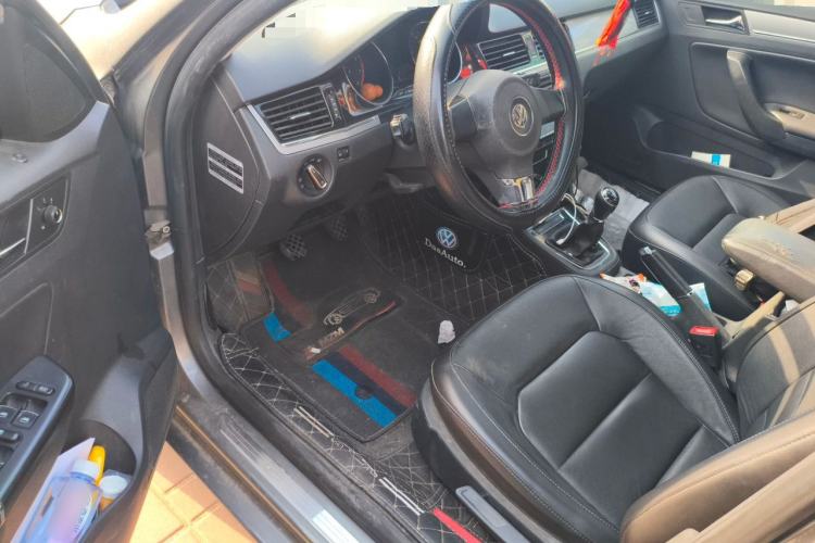 Used Volkswagen Bora 2014 1.6L Manual Comfort Model Driver Seat