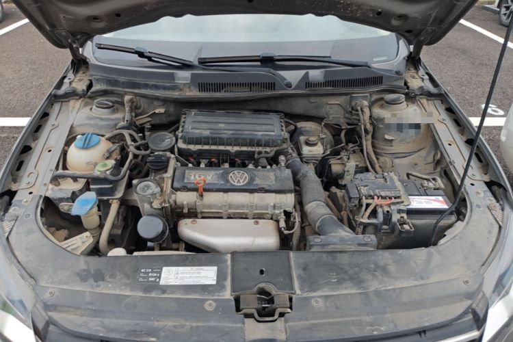 Used Volkswagen Bora 2014 1.6L Automatic Comfort Model Engine Bay