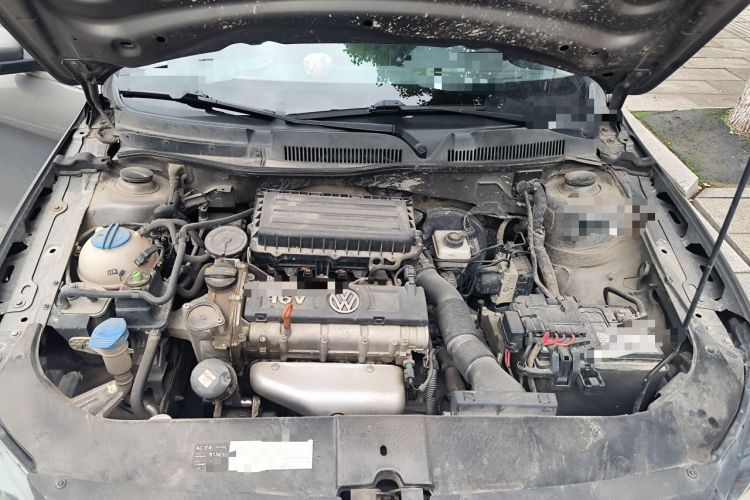 Used Volkswagen Bora 2014 1.6L Automatic Comfort Model Engine Bay