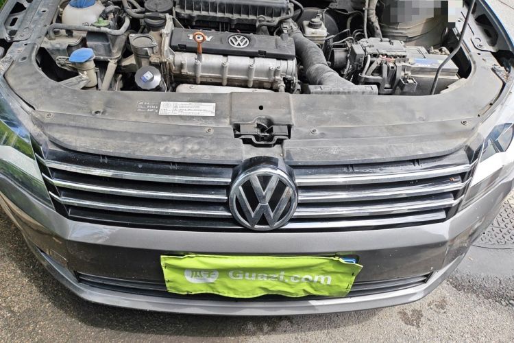 Used Volkswagen Bora 2014 1.6L Automatic Comfort Model Engine Bay