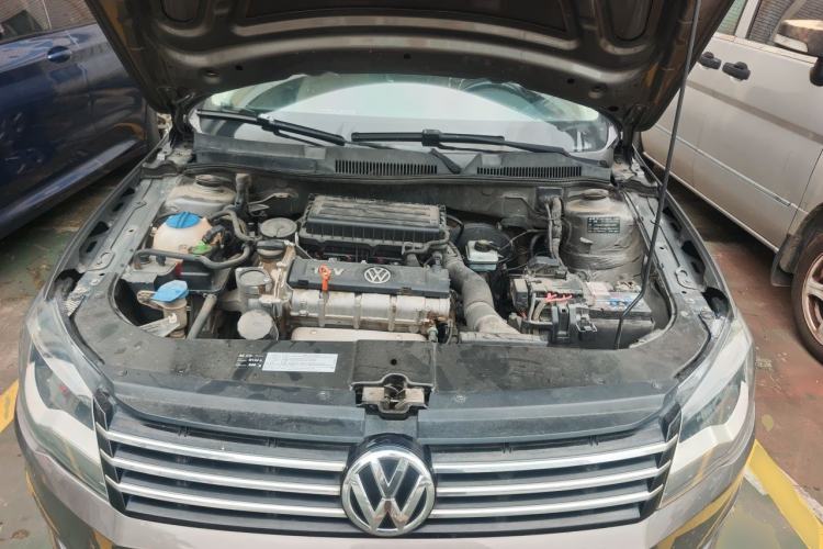 Used Volkswagen Bora 2014 1.6L Automatic Comfort Model Engine Bay