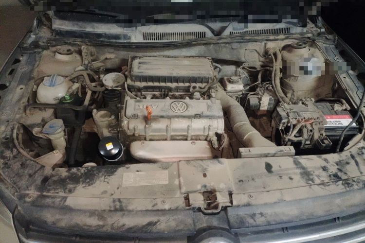 Used Volkswagen Bora 2014 1.6L Automatic Comfort Model Engine Bay