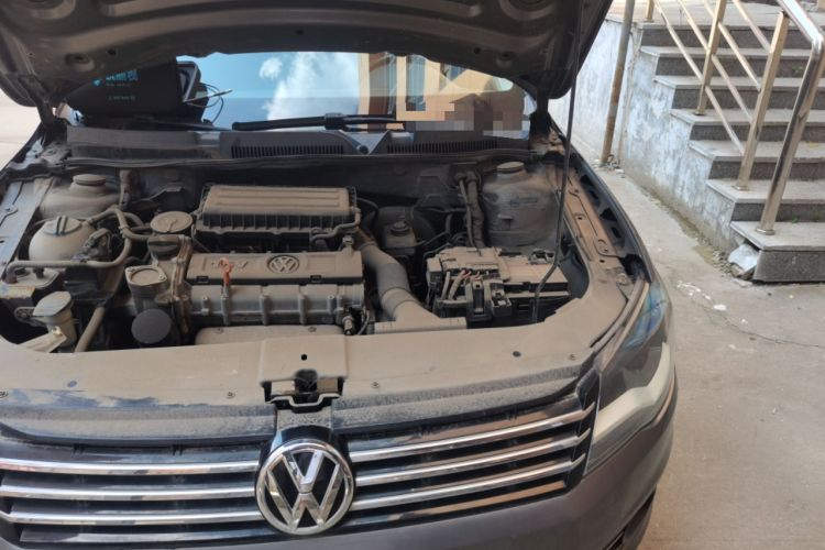 Used Volkswagen Bora 2014 1.6L Automatic Comfort Model Engine Bay Left
