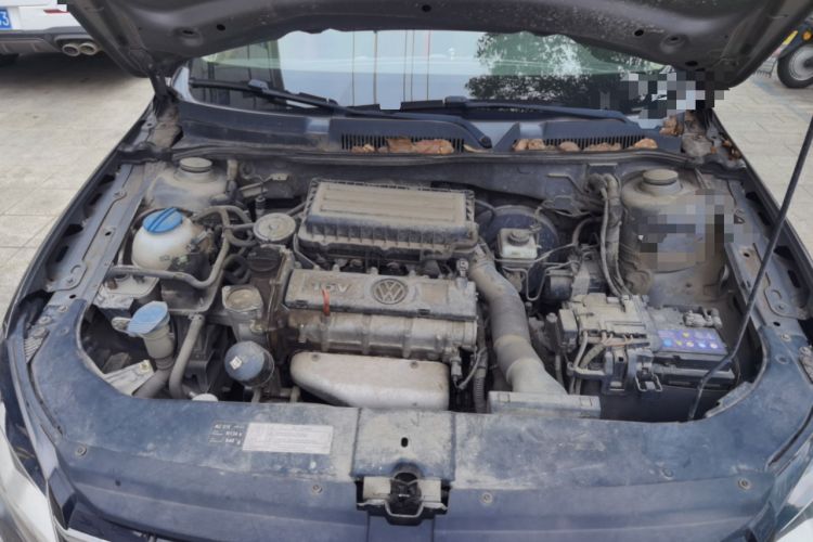 Used Volkswagen Bora 2014 1.6L Automatic Comfort Model Engine Bay