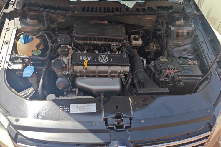 Used Volkswagen Bora 2014 1.6L Manual Comfort Model Engine Bay