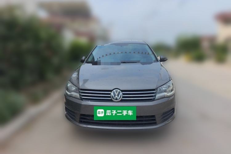 Used Volkswagen Bora 2014 1.6L Manual Fashion Edition Front