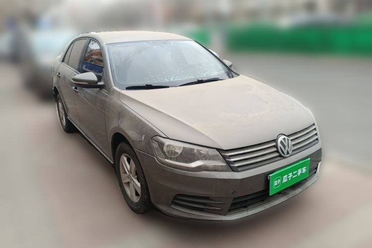 Used Volkswagen Bora 2014 1.6L Manual Fashion Edition Front Right 45 Deg
