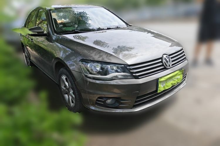 Used Volkswagen Bora 2014 1.6L Automatic Comfort Model Front Right 45 Deg