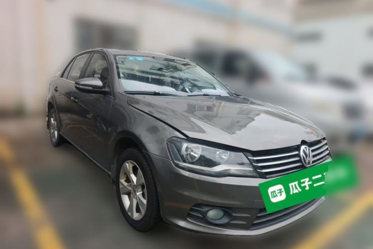 Used Volkswagen Bora 2014 1.6L Automatic Comfort Model Front Right 45 Deg