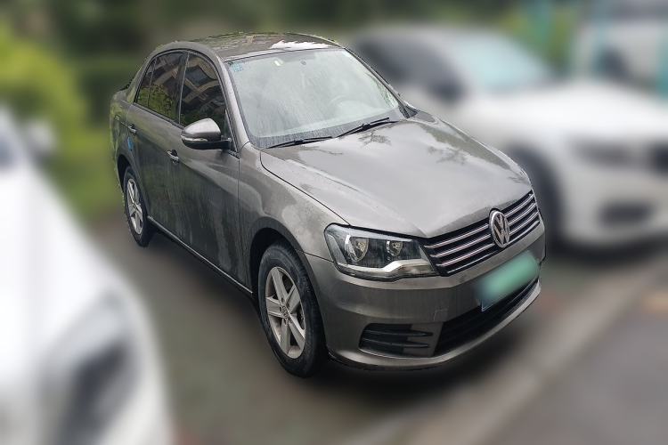 Used Volkswagen Bora 2014 1.6L Manual Fashion Edition Front Right 45 Deg