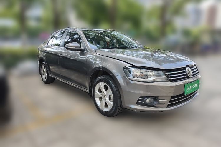 Used Volkswagen Bora 2014 1.6L Automatic Comfort Model Front Right 45 Deg