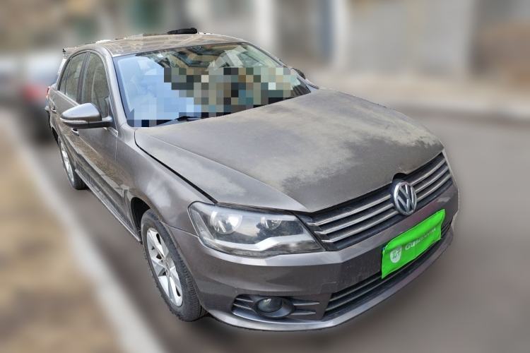 Used Volkswagen Bora 2014 1.6L Automatic Comfort Model Front Right 45 Deg