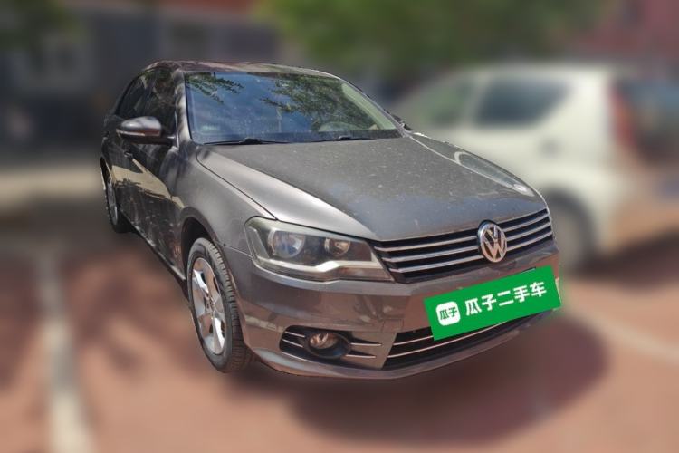 Used Volkswagen Bora 2014 1.6L Manual Comfort Model Front Right 45 Deg