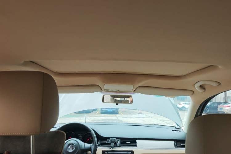 Used Volkswagen Bora 2014 1.6L Automatic Comfort Model Headliner