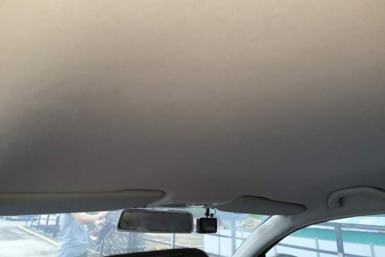 Used Volkswagen Bora 2014 1.6L Automatic Fashion Model Headliner