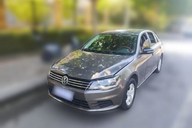 Ojetý Volkswagen Bora 2014 1.6L Manual Fashion Edition