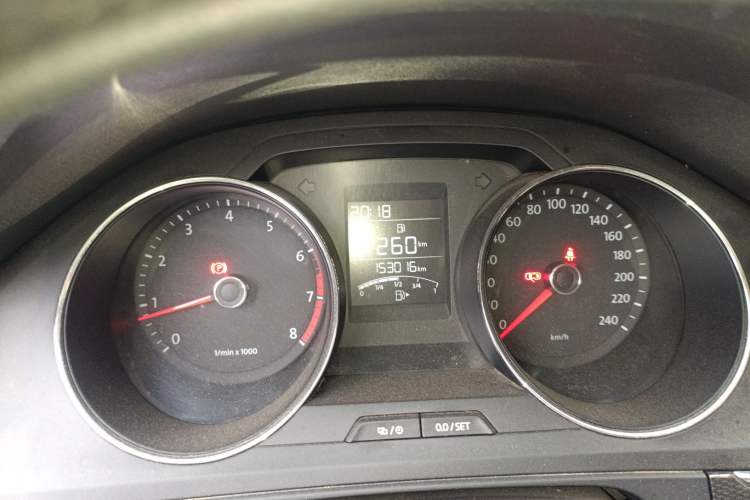 Used Volkswagen Bora 2014 1.6L Manual Fashion Edition Instrument Cluster