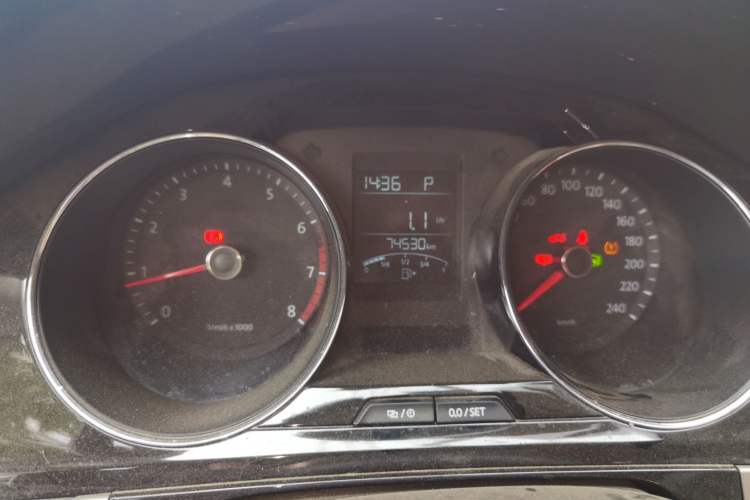 Used Volkswagen Bora 2014 1.6L Automatic Comfort Model Instrument Cluster