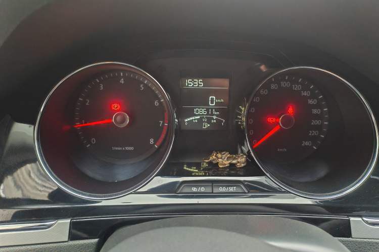 Used Volkswagen Bora 2014 1.6L Manual Comfort Model Instrument Cluster
