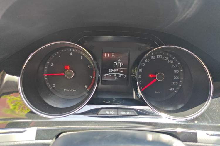 Used Volkswagen Bora 2014 1.6L Manual Comfort Model Instrument Cluster