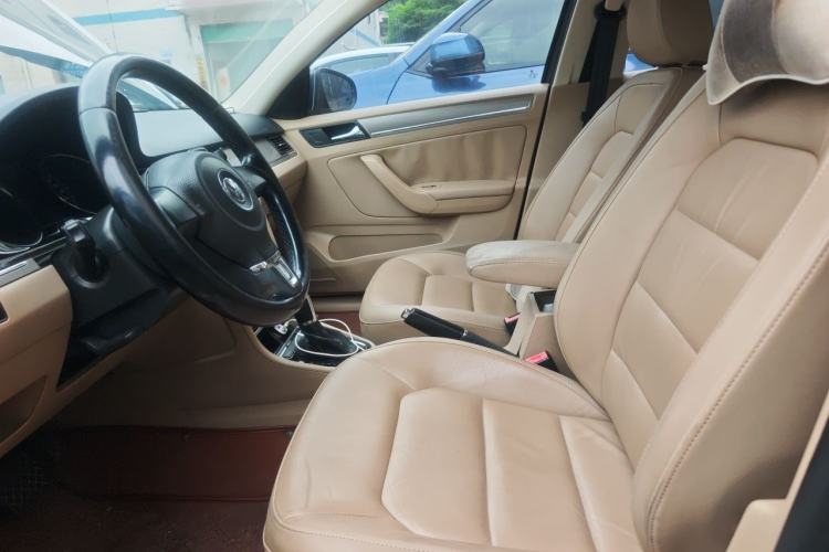 Used Volkswagen Bora 2014 1.6L Automatic Comfort Model Left Front Seat