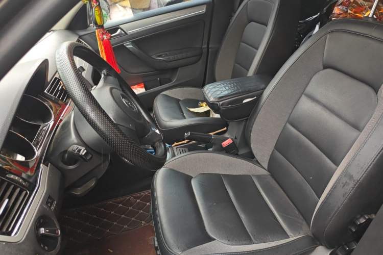 Used Volkswagen Bora 2014 1.6L Automatic Comfort Model Left Front Seat