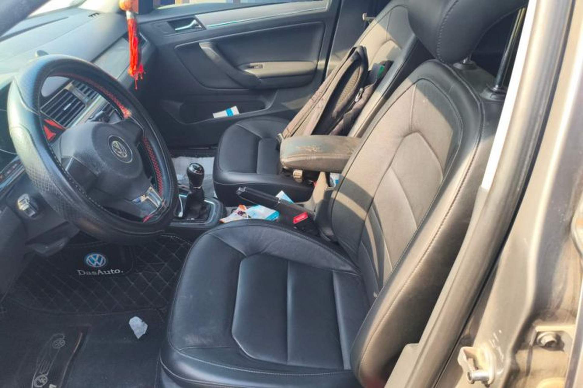 Used Volkswagen Bora 2014 1.6L Manual Comfort Model Left Front Seat