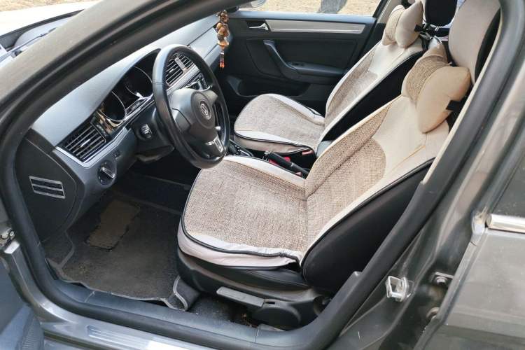 Used Volkswagen Bora 2014 1.6L Automatic Comfort Model Left Front Seat