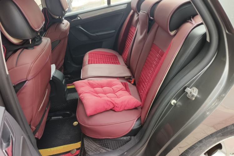 Used Volkswagen Bora 2014 1.6L Manual Comfort Model Left Rear Seat