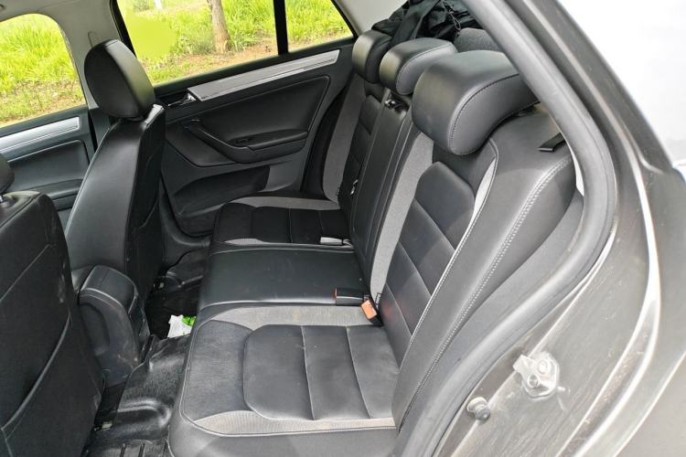 Used Volkswagen Bora 2014 1.6L Automatic Comfort Model Left Rear Seat